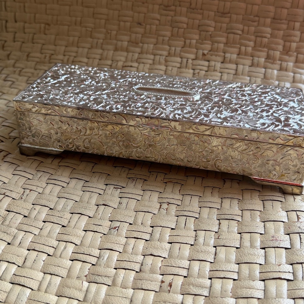 Ornate Silver Jewelry Box Mother’s Day?
